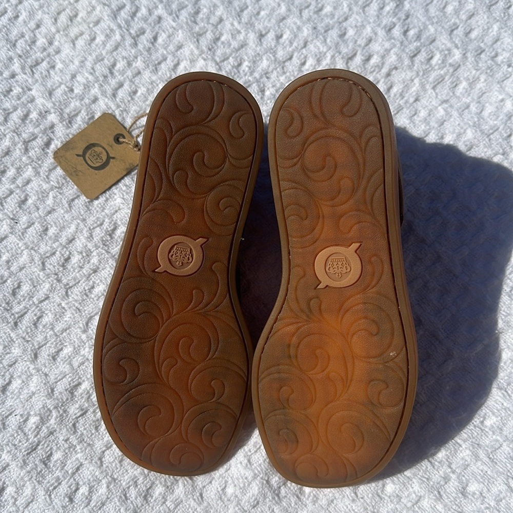 Born wrapped sandal taupe gold shimmer NEW - Picture 10 of 14